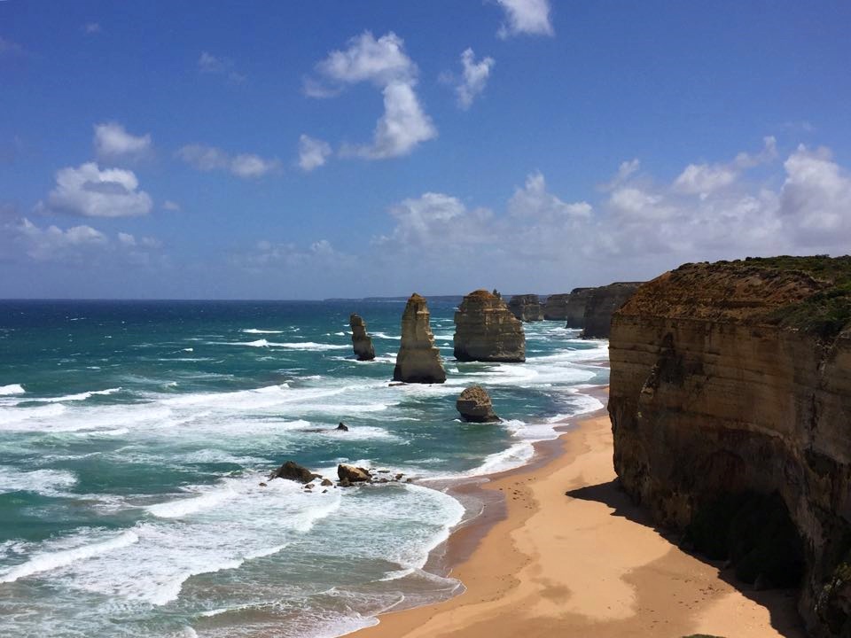 Australia Travel Guide: A Day Trip Along the Great Ocean Road | Yoga ...