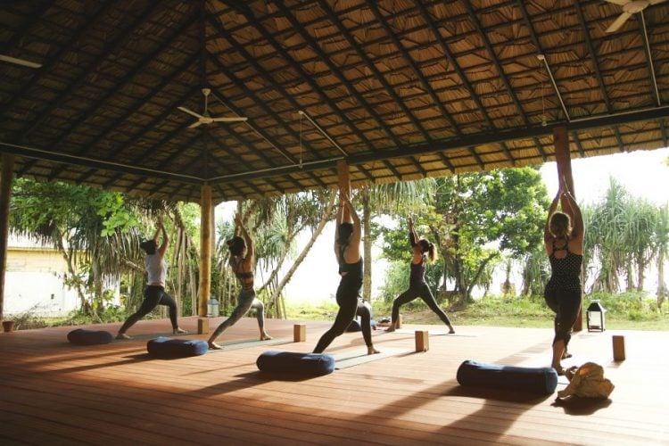 Yogawinetravel Strength Serenity Yoga retraite in Sri Lanka