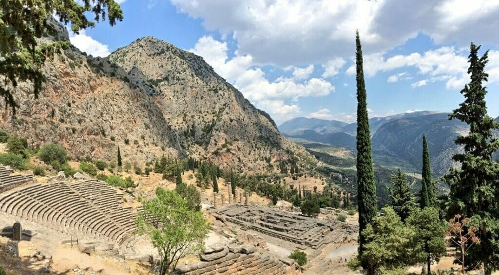 Discover the Ancient Sanctuary of Delphi in Greece in 1 Day Yoga