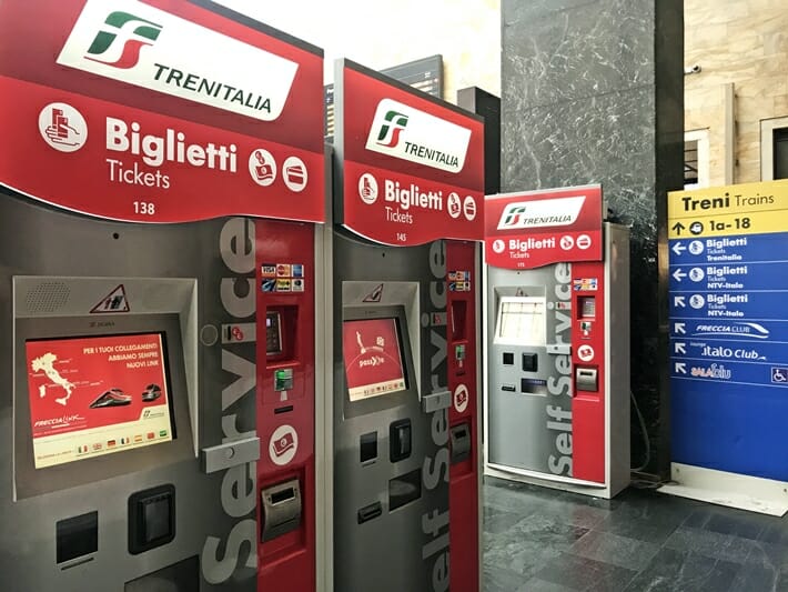 Traukinių bilietų automatai Italijoje