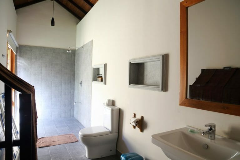 Bathroom at the Spice Trail in Arugam Bay Sri Lanka