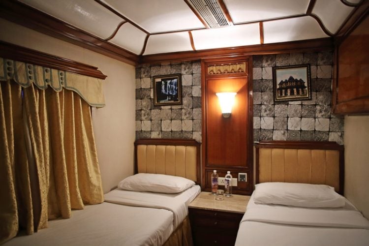 Golden Chariot India luxury train room