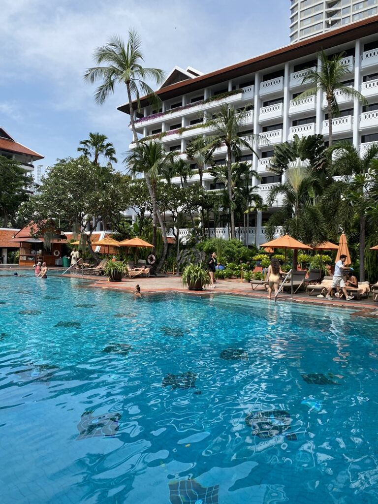 Anantara Riverside in Bangkok swimming pool