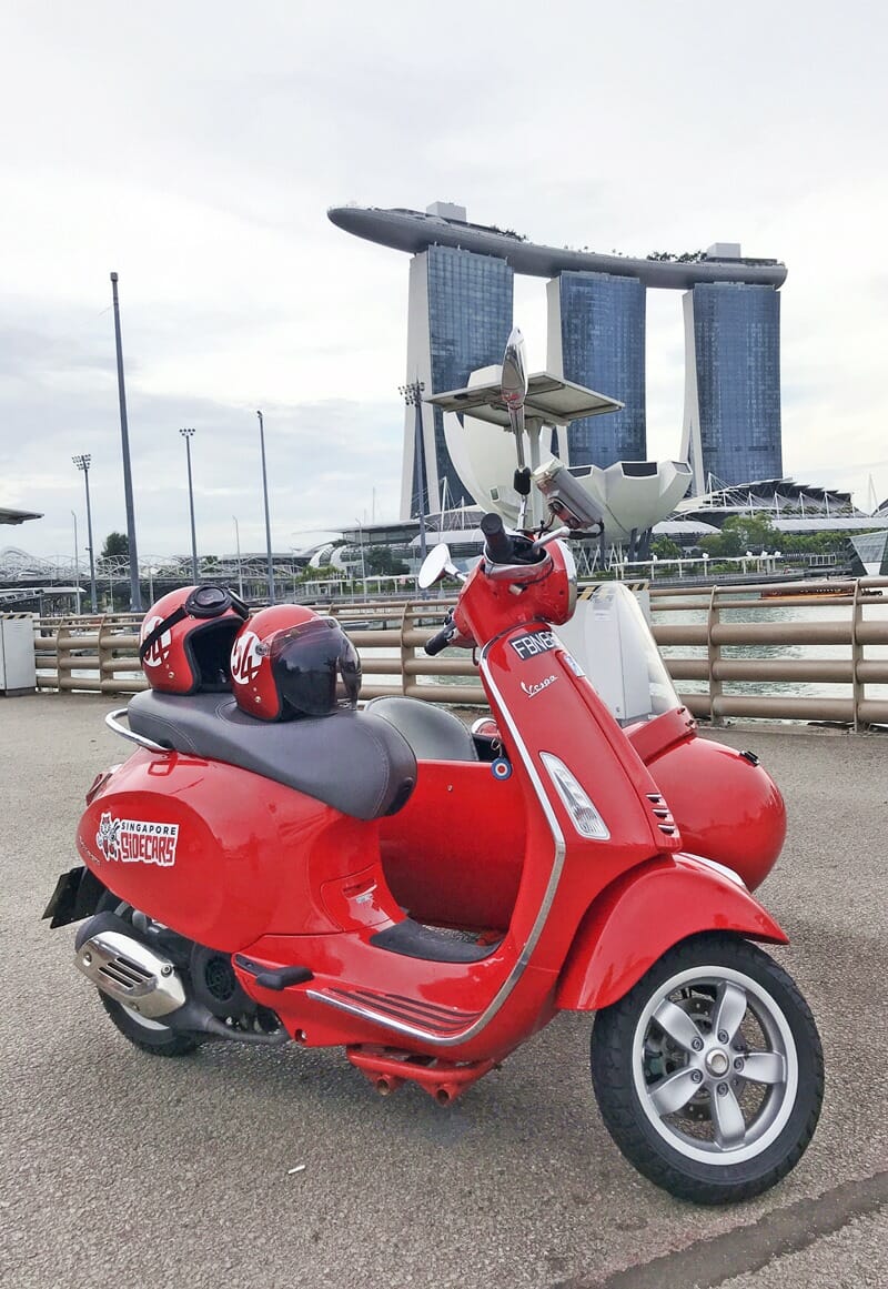 Vespa Sidecar tour in Singapore