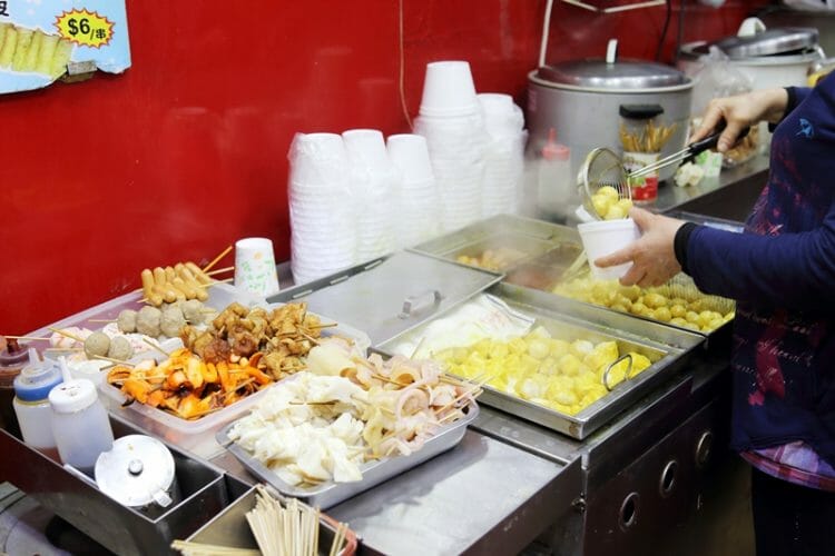 Street food dai pai dong in Hong Kong