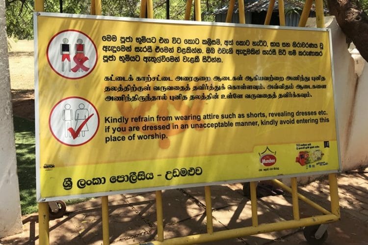 Dress code at Anuradhapura in Sri Lanka