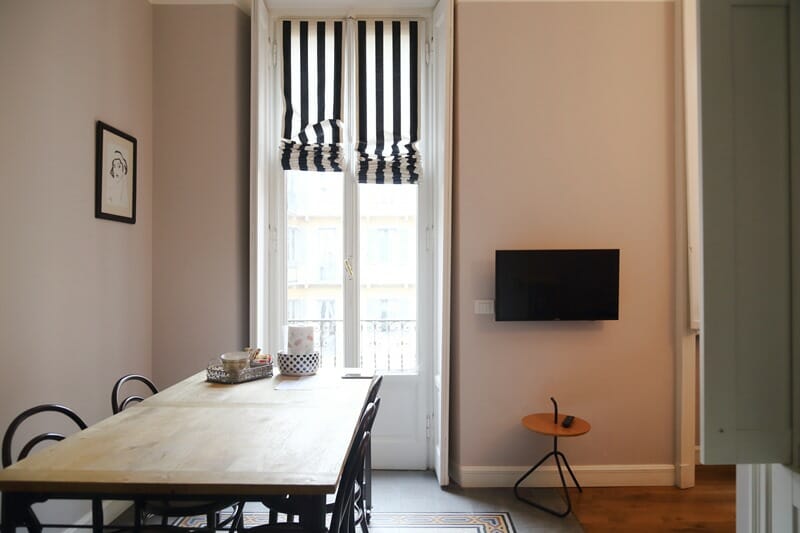 Zebra Rosso boutique apartments in Milan Italy dining room