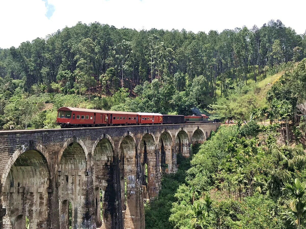 Train on Nine Arch Bridge in Ella Sri Lanka