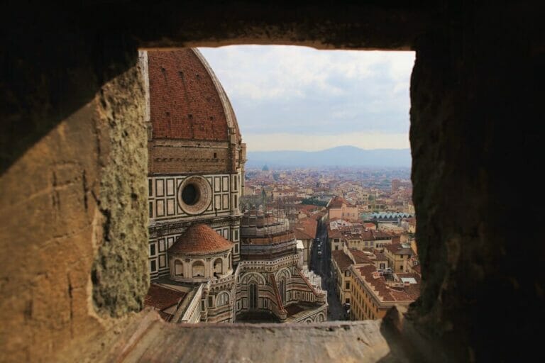 30 Wanderlust-Inducing Travel Photos of Florence in Italy That Will Make You Want to Visit ASAP