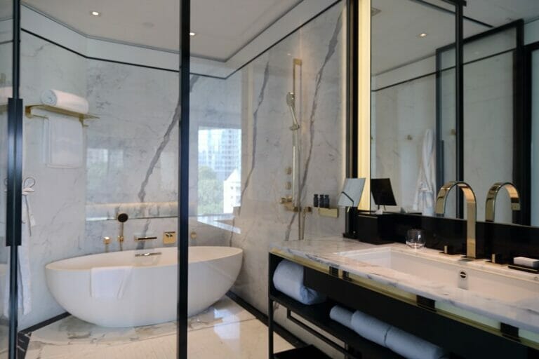 Bathroom at The Murray in Hong Kong