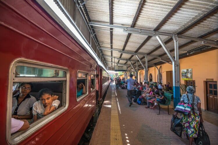 Train journey and passengers in Sri Lanka