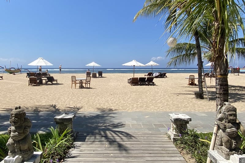 Private beach in front of Tandjung Sari in Sanur Bali