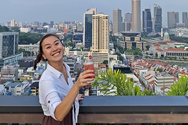 Singapore Sling at rooftop bar in Singapore at Parkroyal Pickering