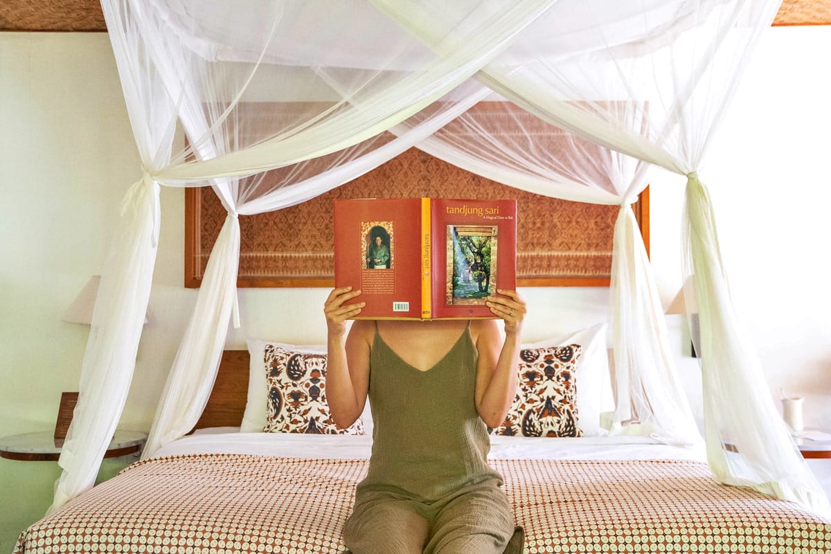 Tandjung Sari book in bedroom in Bali