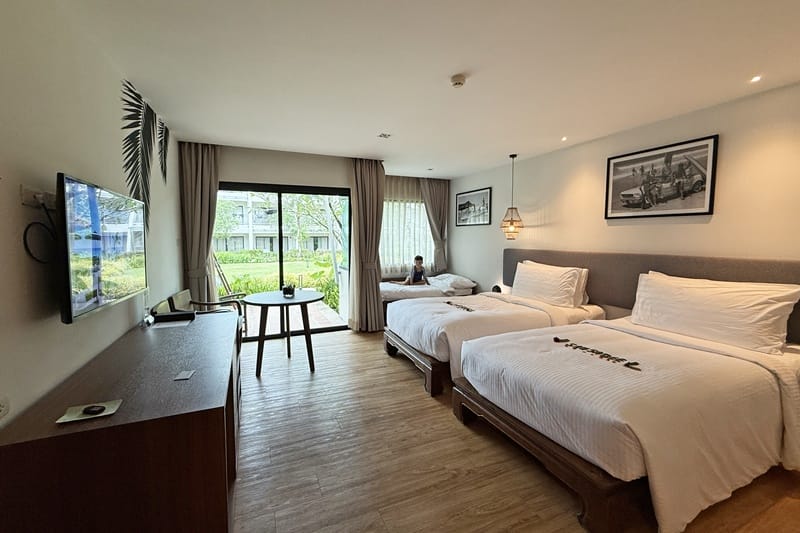 Outrigger Khao Lak in Thailand bedroom