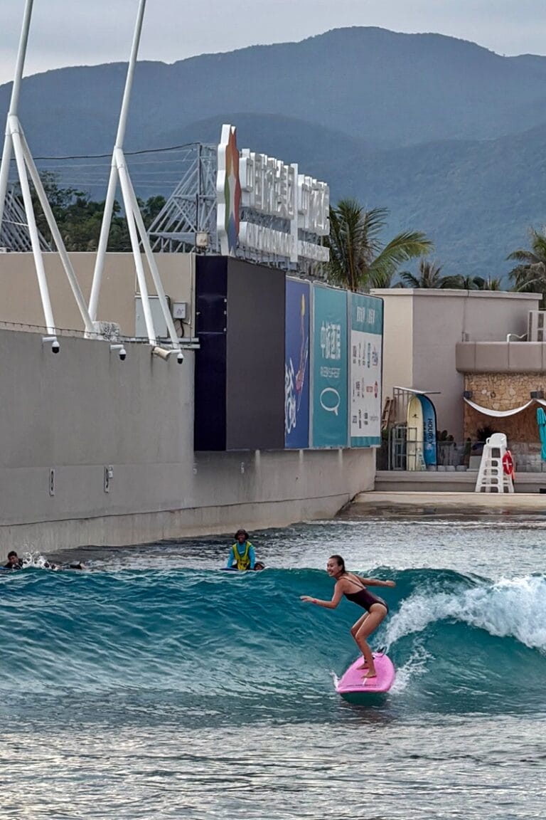 B4 wave at Hainan wave pool in China